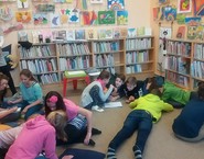 Knihovnická beseda - Už mě nechte být - ZŠ P. Holého - 5. A